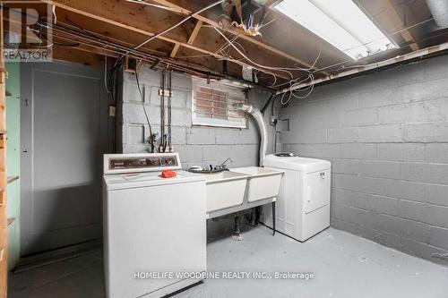 4 Treleaven Drive, Brampton, ON - Indoor Photo Showing Laundry Room