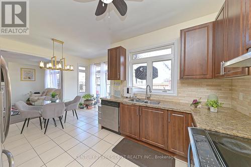 5 Fringetree Road, Brampton, ON - Indoor Photo Showing Kitchen With Double Sink