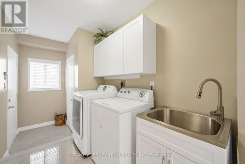 39 Dopp Crescent, Whitby, ON - Indoor Photo Showing Laundry Room