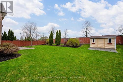 39 Dopp Crescent, Whitby, ON - Outdoor