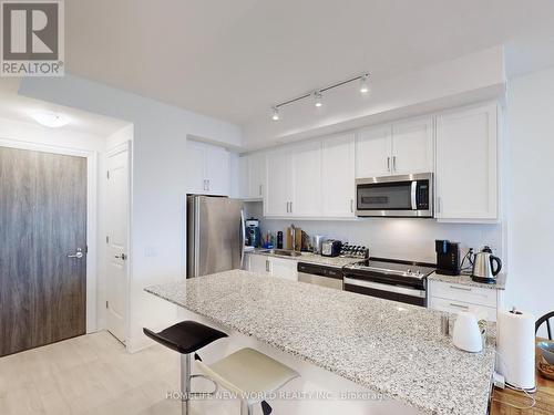 807 - 20 Gatineau Drive, Vaughan, ON - Indoor Photo Showing Kitchen With Stainless Steel Kitchen With Upgraded Kitchen