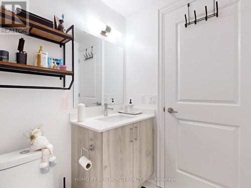 807 - 20 Gatineau Drive, Vaughan, ON - Indoor Photo Showing Bathroom