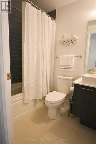 309 - 4800 Highway 7, Vaughan, ON - Indoor Photo Showing Bathroom