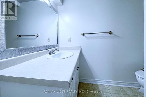 61 Ottaway Avenue, Barrie, ON - Indoor Photo Showing Bathroom