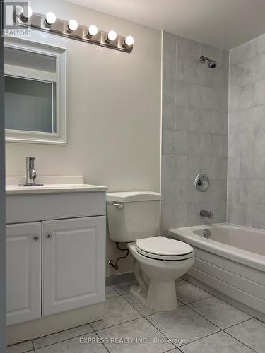 703 - 29 Pemberton Avenue, Toronto, ON - Indoor Photo Showing Bathroom