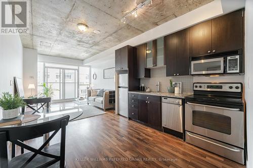 815 - 1005 King Street W, Toronto, ON - Indoor Photo Showing Kitchen With Stainless Steel Kitchen