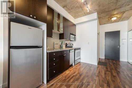 815 - 1005 King Street W, Toronto, ON - Indoor Photo Showing Kitchen With Stainless Steel Kitchen