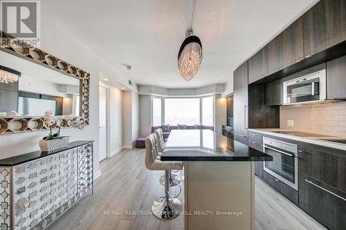 2818 - 155 Yorkville Avenue, Toronto, ON - Indoor Photo Showing Kitchen With Upgraded Kitchen