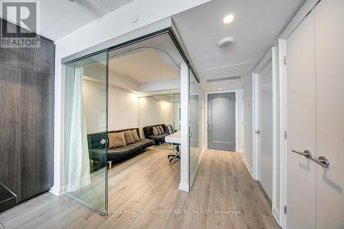 2818 - 155 Yorkville Avenue, Toronto, ON - Indoor Photo Showing Other Room