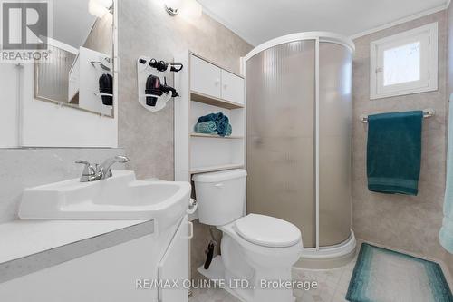324 Edward Drive, Prince Edward County, ON - Indoor Photo Showing Bathroom