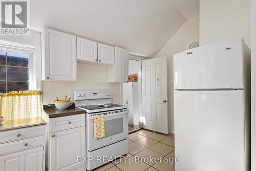 209 Dundas Street E, Quinte West, ON - Indoor Photo Showing Kitchen