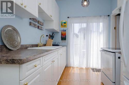263 Ridout Street, Port Hope, ON - Indoor Photo Showing Kitchen