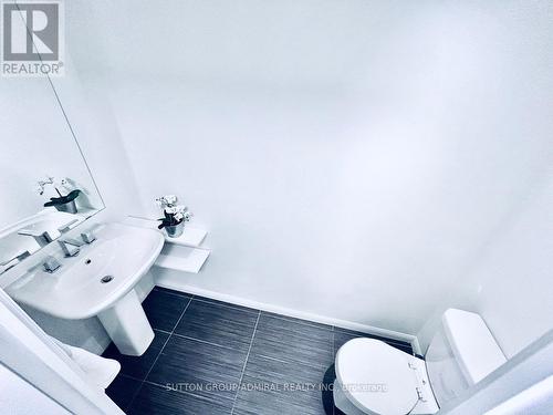 Th8 - 6 Pirandello Street, Toronto, ON - Indoor Photo Showing Bathroom