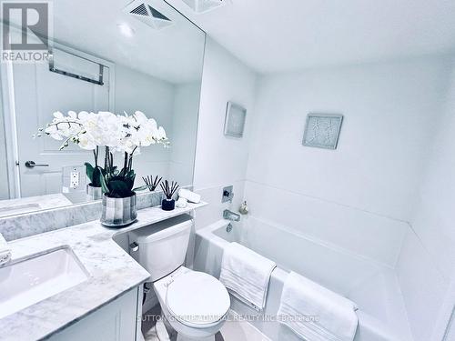 Th8 - 6 Pirandello Street, Toronto, ON - Indoor Photo Showing Bathroom