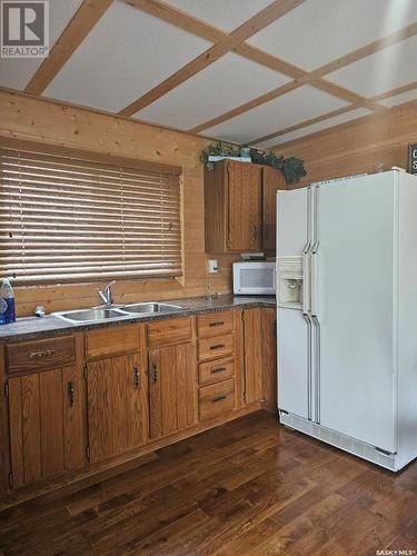 1090 Sylvan Street, Cochin, SK - Indoor Photo Showing Kitchen With Double Sink
