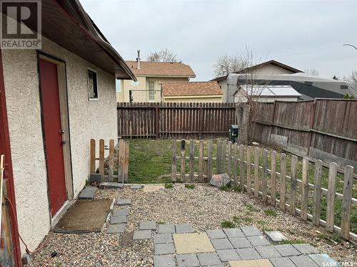 965 Dutkowski Crescent, Regina, SK - Outdoor