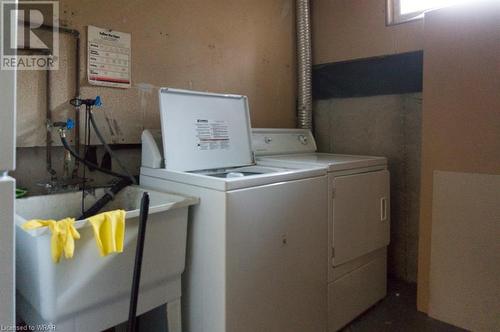 415 Keats Way Unit# 5, Waterloo, ON - Indoor Photo Showing Laundry Room