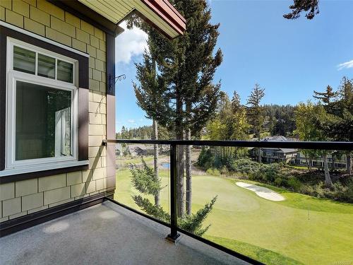 404-1375 Bear Mountain Pkwy, Langford, BC - Outdoor With Exterior