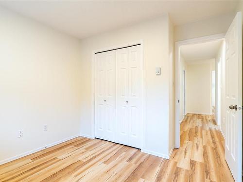 4405 Bartholomew Pl, Saanich, BC - Indoor Photo Showing Other Room