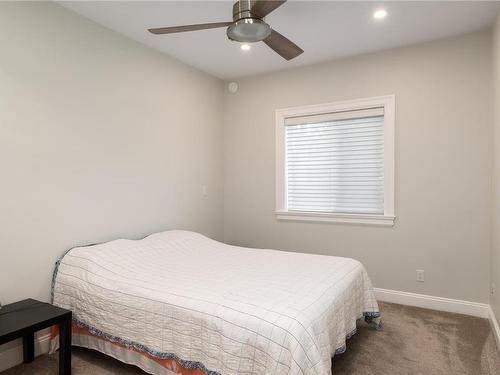 4580 Bonnieview Pl, Saanich, BC - Indoor Photo Showing Bedroom