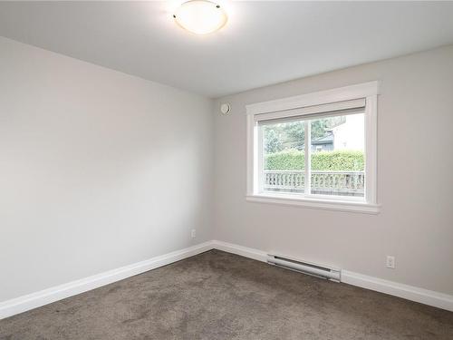 4580 Bonnieview Pl, Saanich, BC - Indoor Photo Showing Other Room