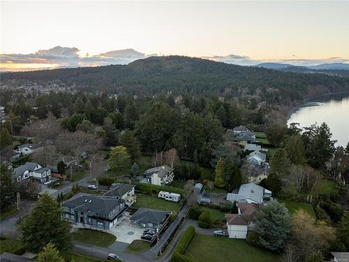 4580 Bonnieview Pl, Saanich, BC - Outdoor With Body Of Water With View
