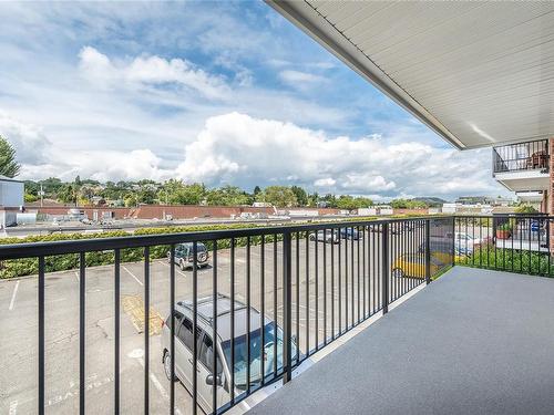 129-1680 Poplar Ave, Saanich, BC - Outdoor With Balcony With Exterior