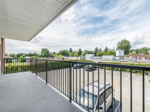 129-1680 Poplar Ave, Saanich, BC - Outdoor With Balcony With Exterior