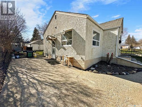 568 Central Avenue N, Swift Current, SK - Outdoor
