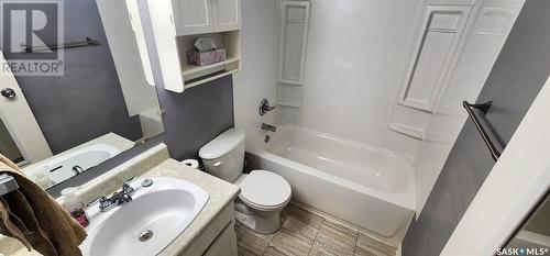 78A Nollet Avenue, Regina, SK - Indoor Photo Showing Bathroom