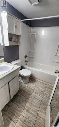 78A Nollet Avenue, Regina, SK - Indoor Photo Showing Bathroom