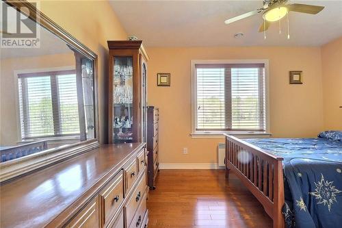 2891 Route 134, Shediac Cape, NB - Indoor Photo Showing Bedroom