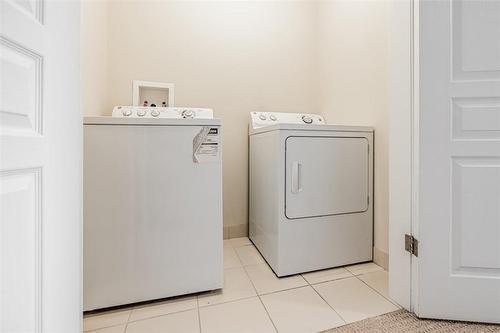 4129 Palermo Common, Burlington, ON - Indoor Photo Showing Laundry Room
