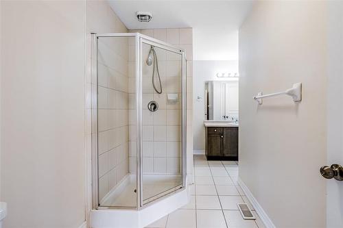 4129 Palermo Common, Burlington, ON - Indoor Photo Showing Bathroom