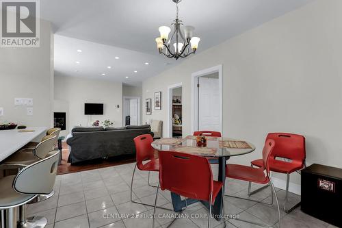 18 Belgrave Avenue, London, ON - Indoor Photo Showing Dining Room