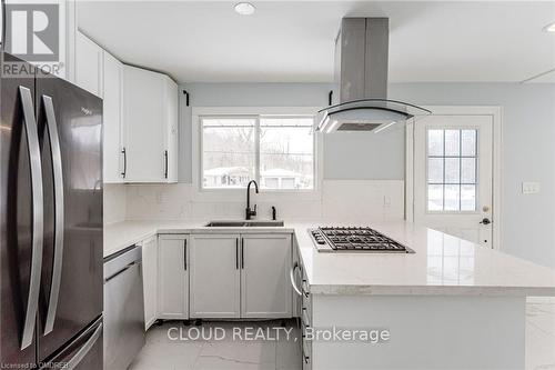 Upper - 477 Glancaster Road, Hamilton, ON - Indoor Photo Showing Kitchen With Stainless Steel Kitchen With Upgraded Kitchen