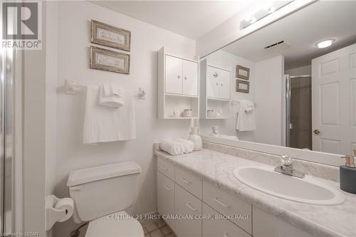 109 - 1510 Richmond Street, London, ON - Indoor Photo Showing Bathroom