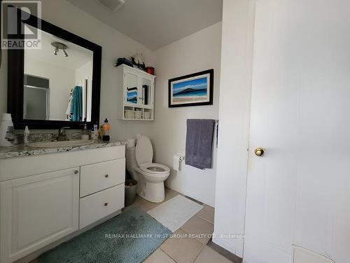 2 - 1635 Pickering Parkway, Pickering, ON - Indoor Photo Showing Bathroom