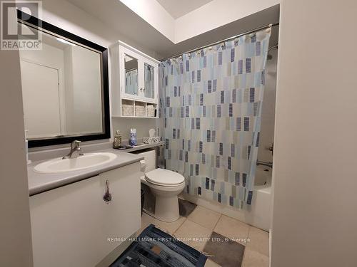 2 - 1635 Pickering Parkway, Pickering, ON - Indoor Photo Showing Bathroom