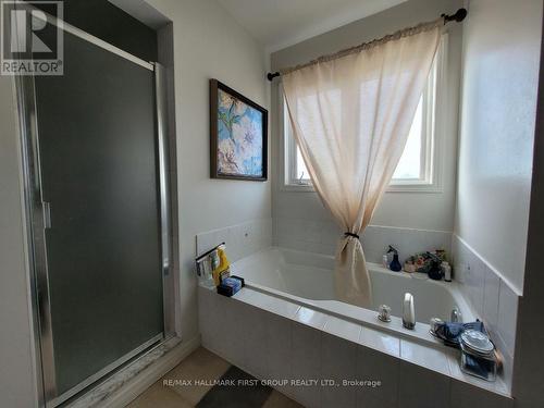 2 - 1635 Pickering Parkway, Pickering, ON - Indoor Photo Showing Bathroom