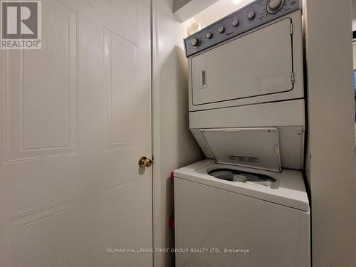 2 - 1635 Pickering Parkway, Pickering, ON - Indoor Photo Showing Laundry Room