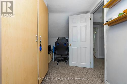 835 11Th Street W, Owen Sound, ON - Indoor Photo Showing Other Room