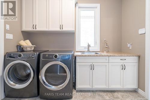 1091 Chemin Du Loup Road, Tiny, ON - Indoor Photo Showing Laundry Room