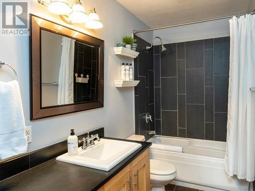 137 Alsek Road, Whitehorse, YT - Indoor Photo Showing Bathroom