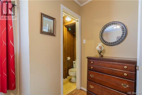 1453 Riverview Drive East, Lower Cove, NB - Indoor Photo Showing Bathroom