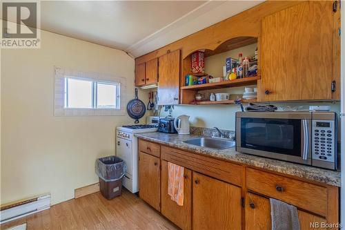 1453 Riverview Drive East, Lower Cove, NB - Indoor Photo Showing Kitchen