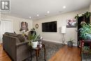 1030 Fort Street, Regina, SK  - Indoor Photo Showing Living Room 