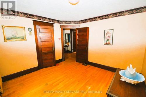 6 Elizabeth Street S, Brampton, ON - Indoor Photo Showing Other Room