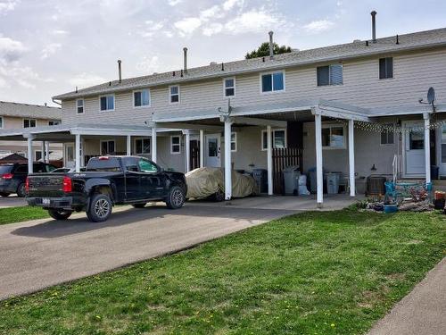 30-800 Southill Street, Kamloops, BC - Outdoor With Deck Patio Veranda