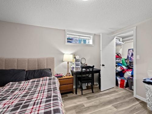 30-800 Southill Street, Kamloops, BC - Indoor Photo Showing Bedroom